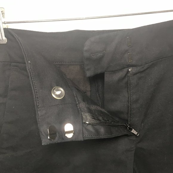 Ann Taylor Factory Signature Black Shorts Size 2 - Picture 4 of 5